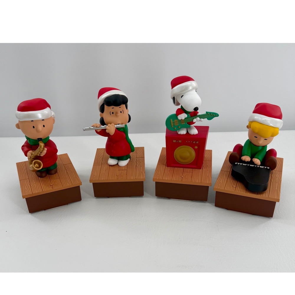 Hallmark Peanuts Band Christmas Snoopy Charlie Brown Schroder Lucy Set 4pc